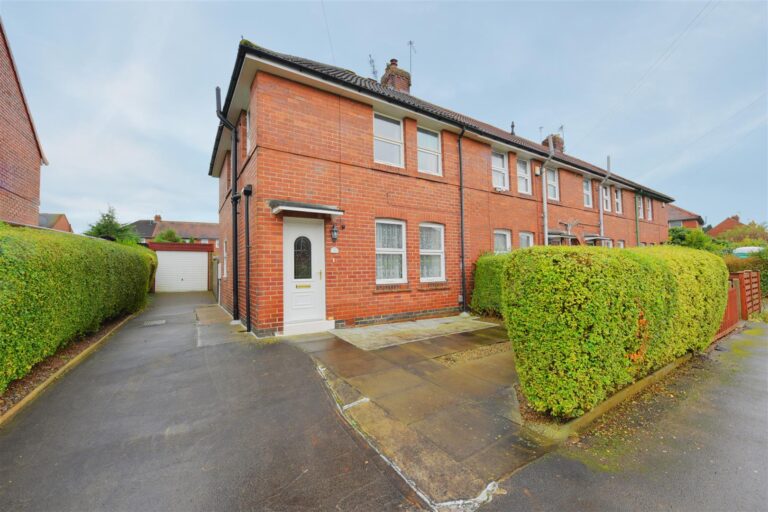 Hadrian Avenue, York