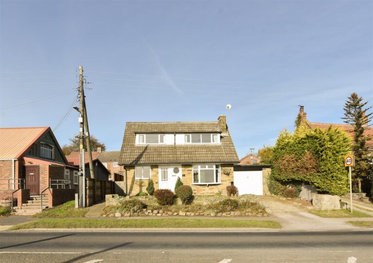 Stamford Bridge Road, Gate Helmsley