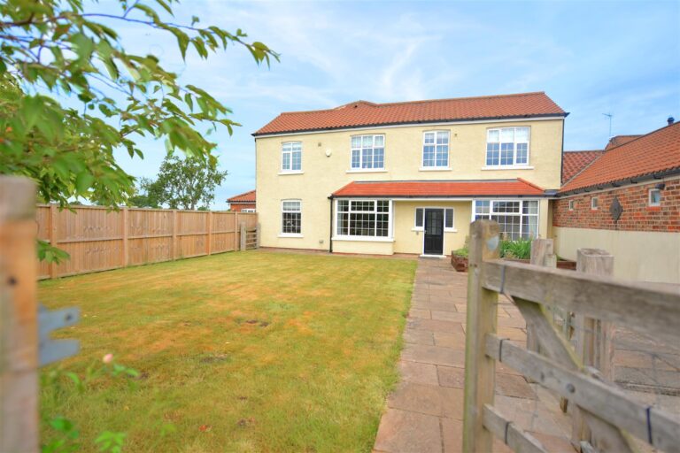 Holtby Lane, Holtby, York